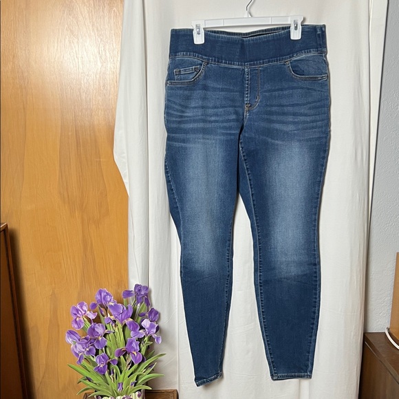 Old Navy Blue Rockstar Pull On Women's Jeans Size 18 - Picture 1 of 7